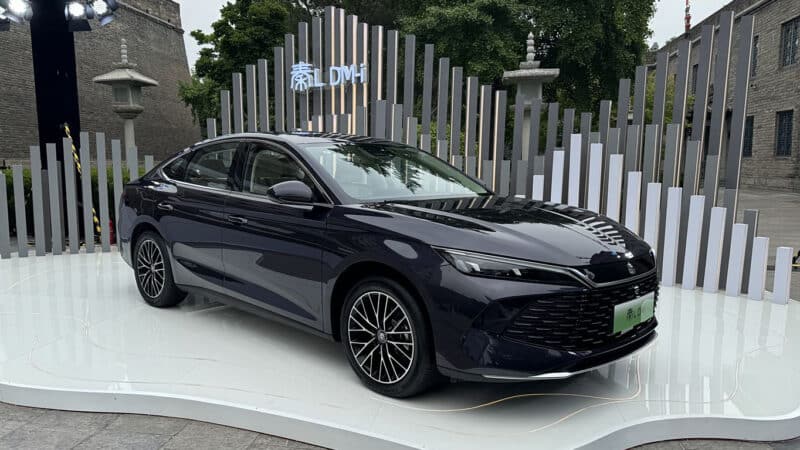 BYD King front three-quarter