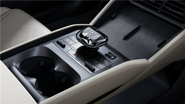 BYD King DM-i specifications