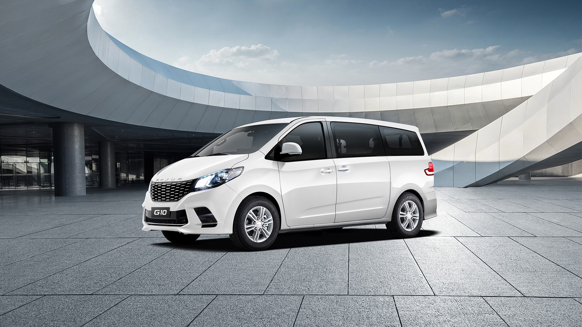 G10 front three-quarter white modern building