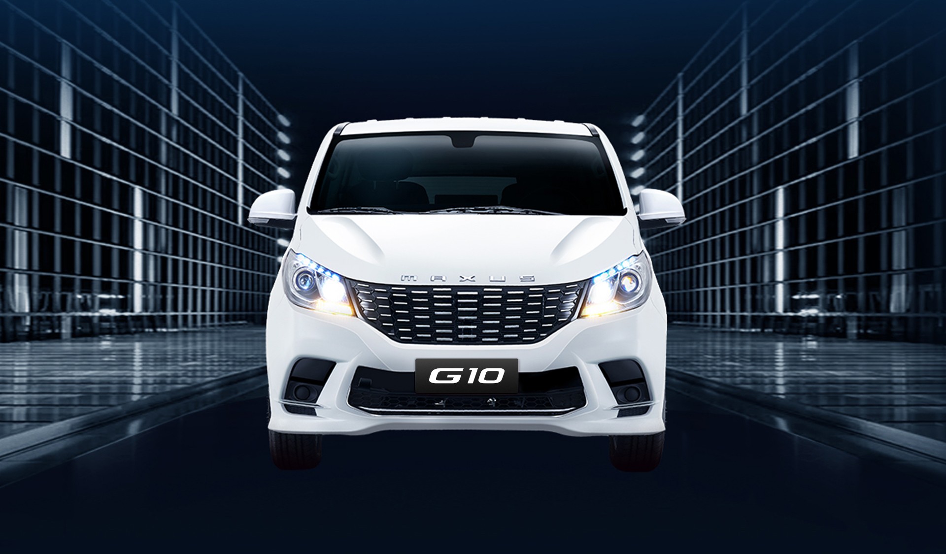 G10 front view dramatic lighting