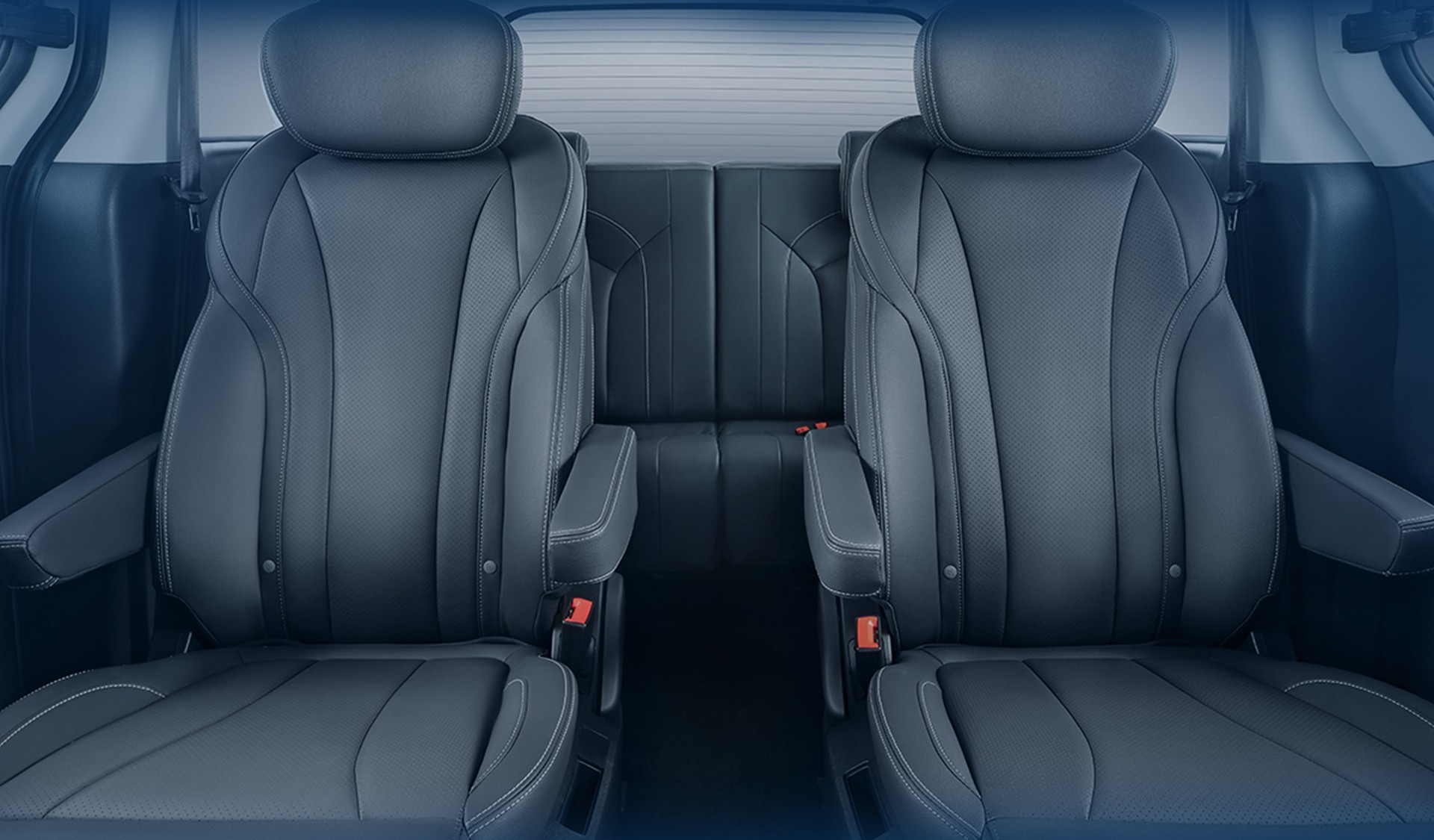 G10 rear passenger seats