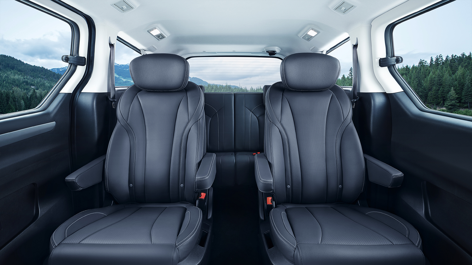 G10 captain seats forest