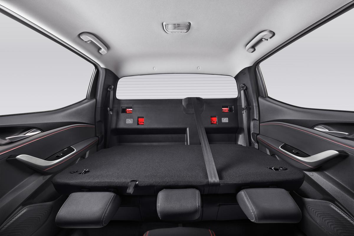 T60 MAX rear seats folded cargo
