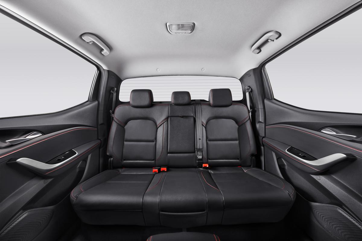 T60 MAX rear seats leather