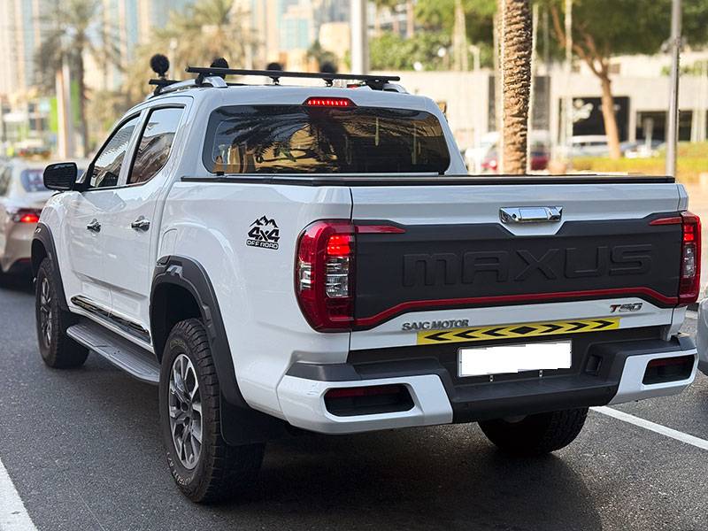 T90 rear three-quarter city